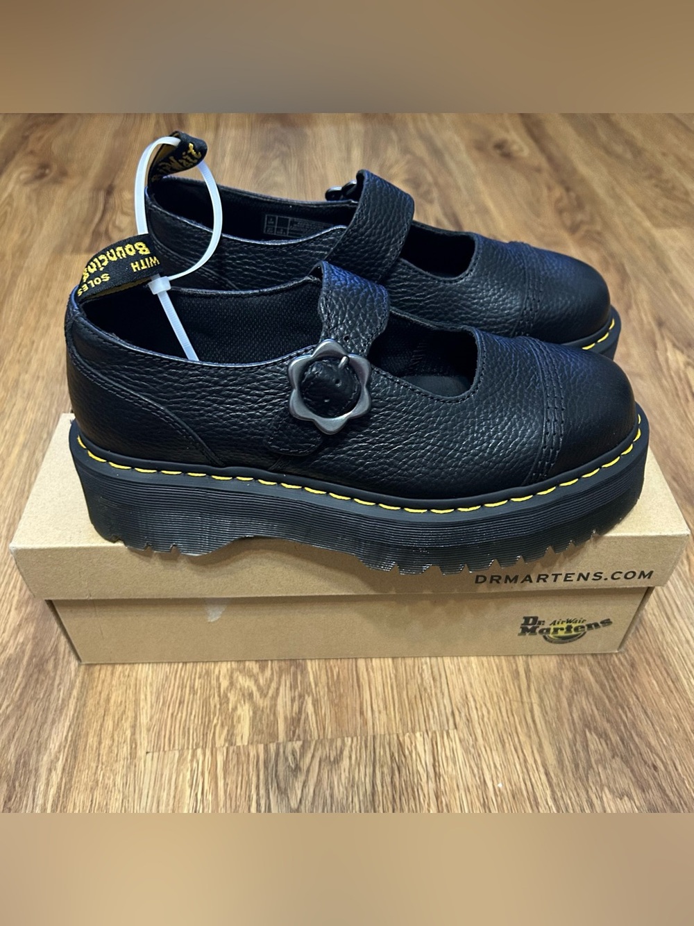 DR MARTENS Addina Flower buckle black leather platform shoes women’s 9 new - Picture 8 of 8